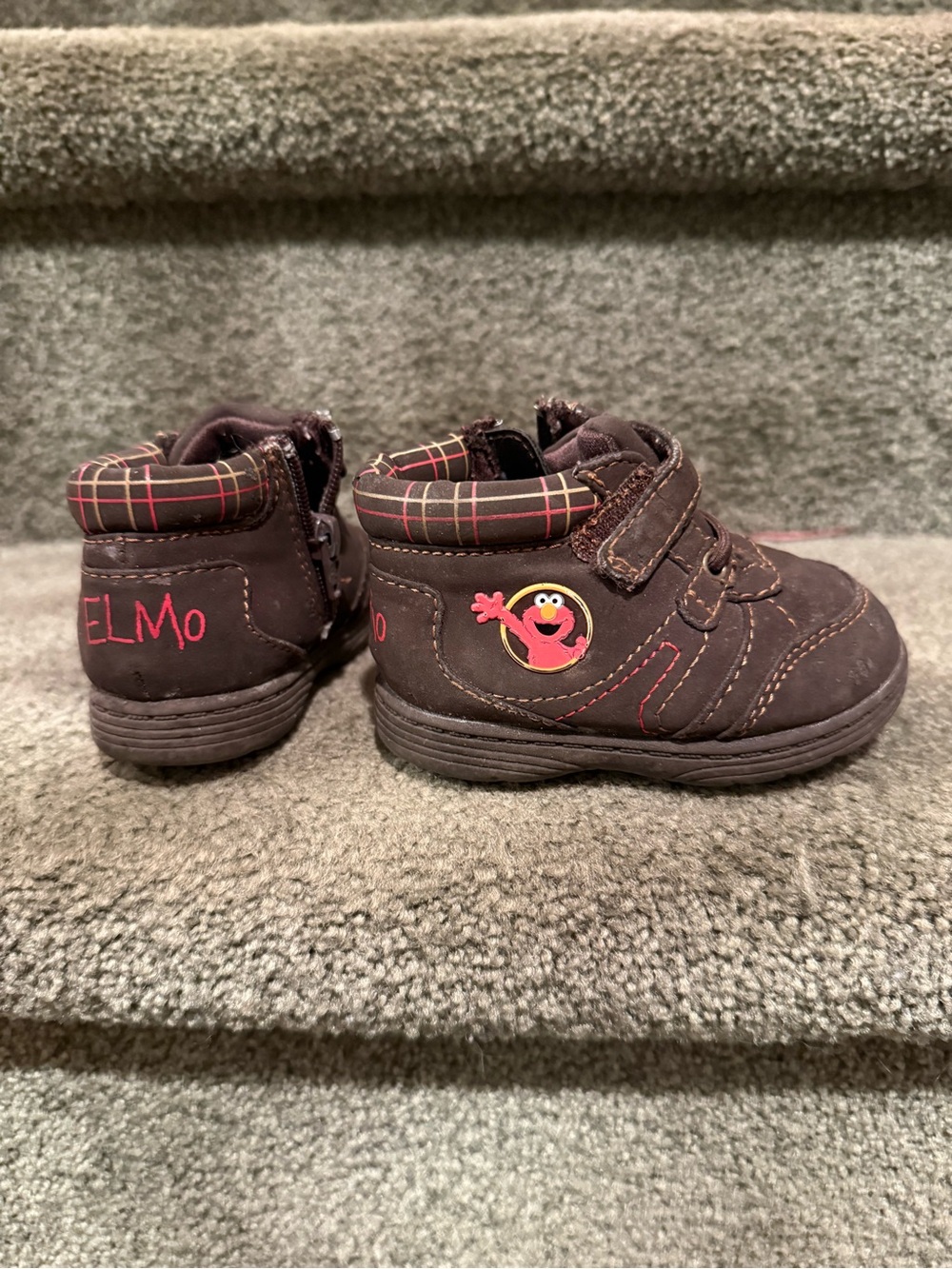 Kids Brown Elmo High-Top Sneakers with Velcro vintage